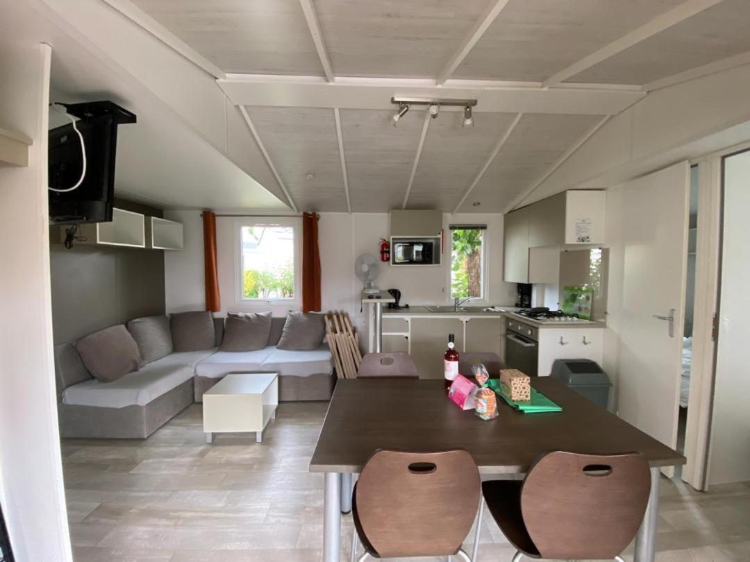 Les Mobiles Homes De La Palmyre Ле Мат Екстериор снимка
